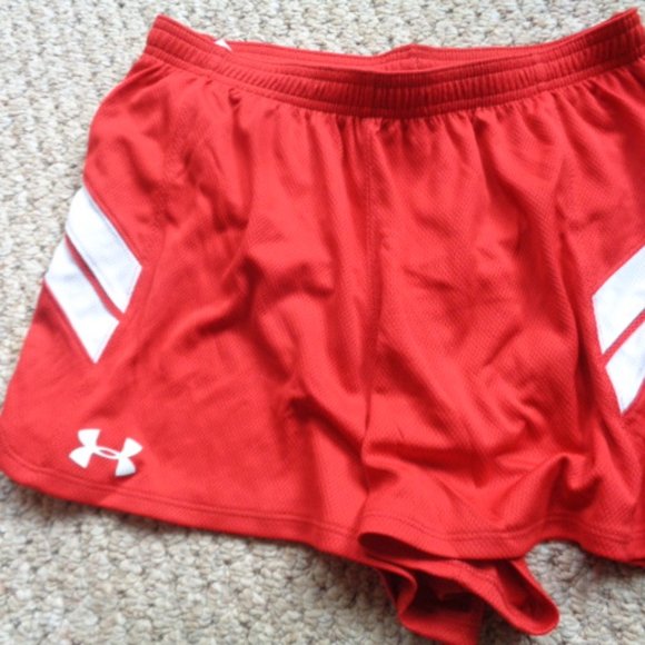 New Under Armour Breakaway Shorts - Workout Shorts - Jogging - Picture 2 of 4